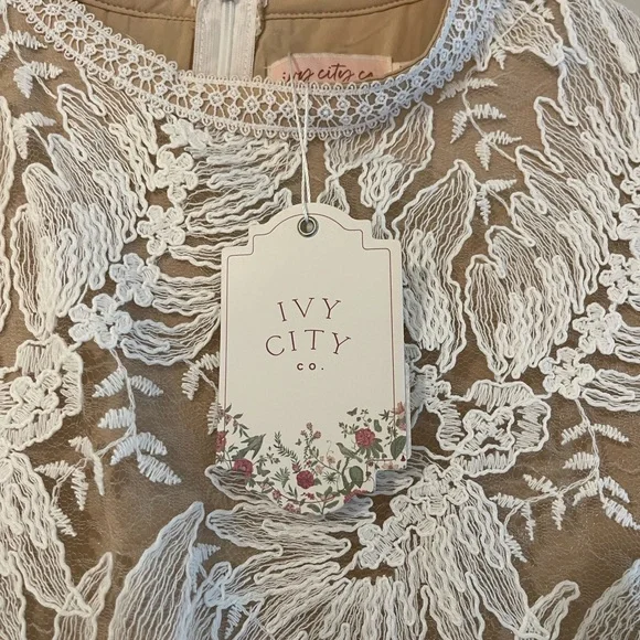 Ivy City Co White Lace Long Sleeve Dress - Picture 2 of 5